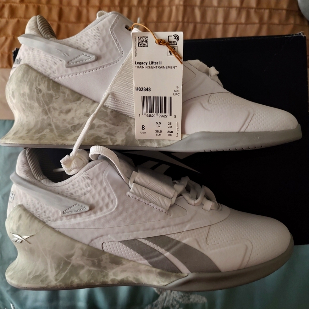 NWB Reebok legacy lifters